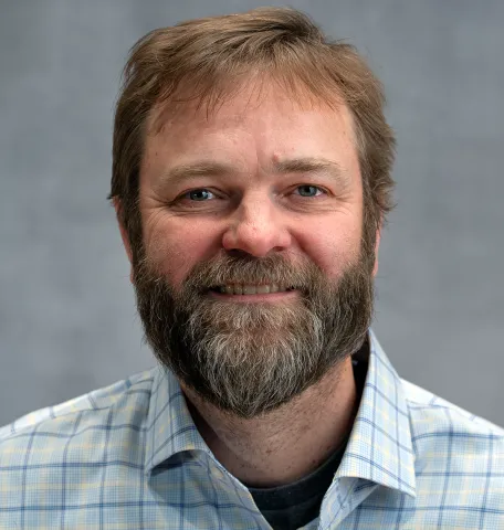 Portrait of Nels Elde