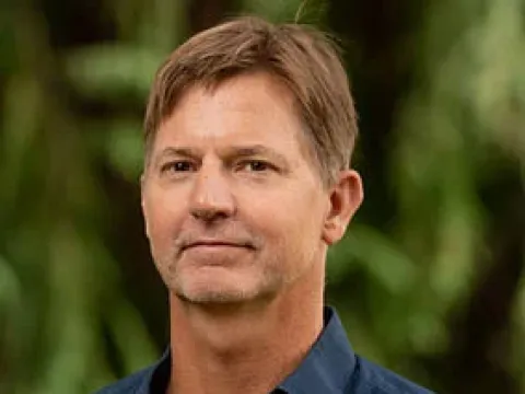Portrait of Bill Cresko.