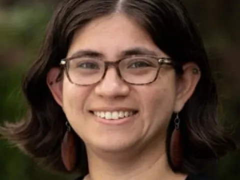 Headshot of Lillian Aoki.